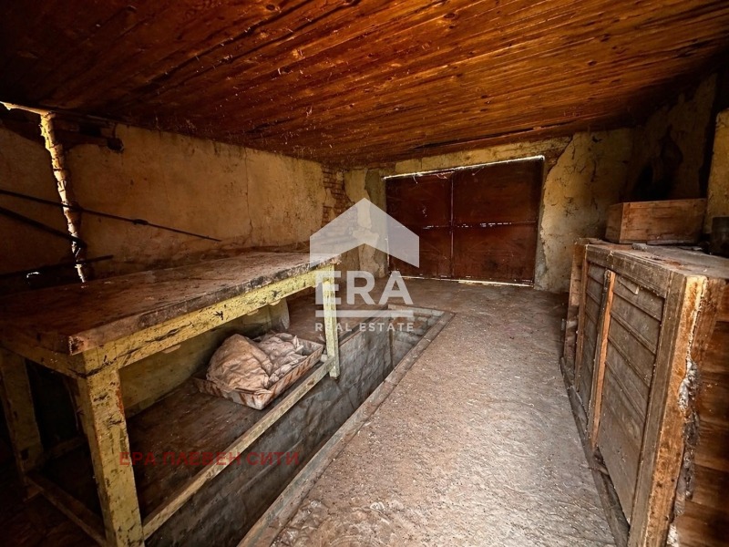 Продава КЪЩА, с. Вълчитрън, област Плевен, снимка 10 - Къщи - 56613865