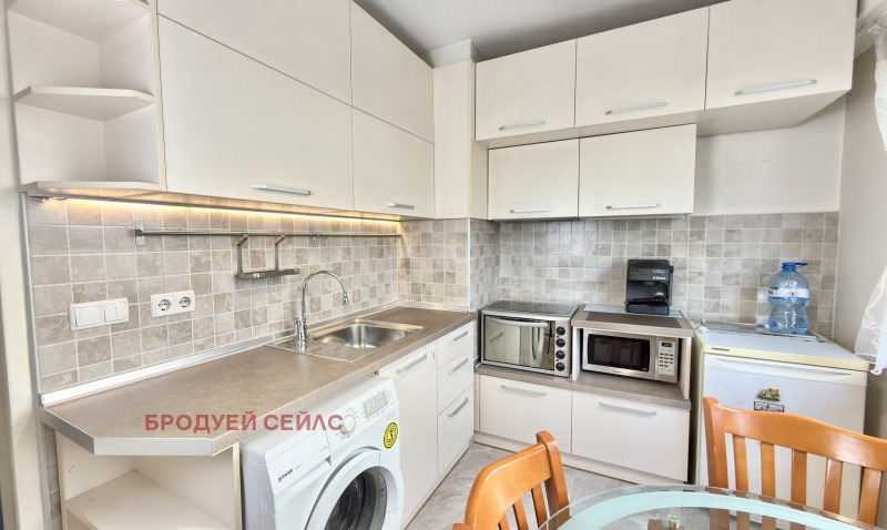 Продава 2-СТАЕН, гр. София, Младост 3