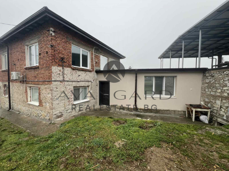 Продава КЪЩА, с. Брестовица, област Пловдив, снимка 12 - Къщи - 53507815