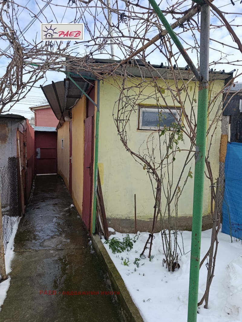 Продава КЪЩА, гр. Русе, Централен кооп. пазар, снимка 15 - Къщи - 53597025