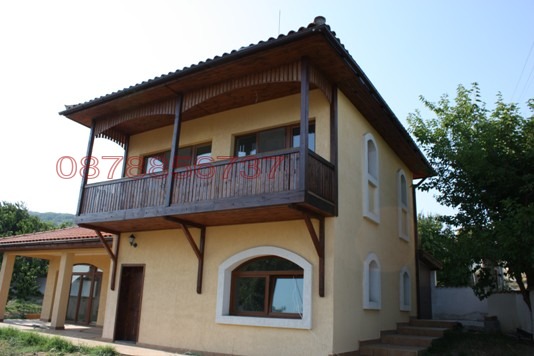 Продава ВИЛА, с. Емона, област Бургас, снимка 6 - Вили - 52780142