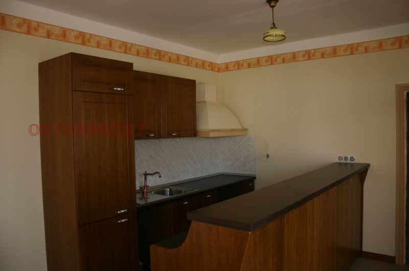 Продава ВИЛА, с. Емона, област Бургас, снимка 8 - Вили - 52780142