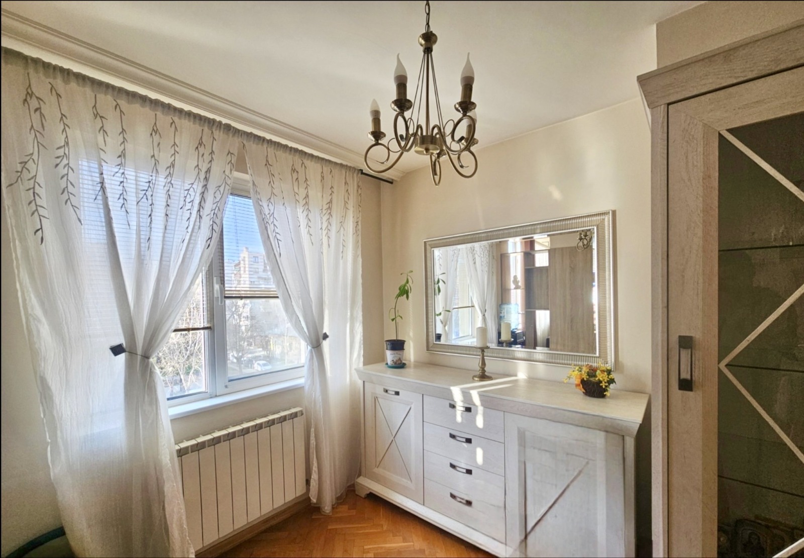 Продава 3-СТАЕН, гр. София, Лагера, снимка 6 - Апартаменти - 53998221