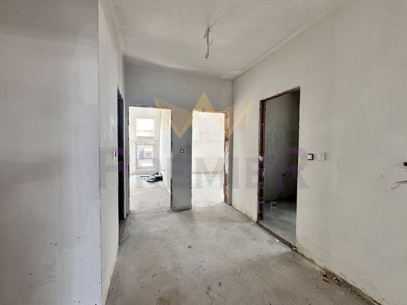 Продава 3-СТАЕН, гр. Пловдив, Остромила, снимка 2 - Апартаменти - 54268307