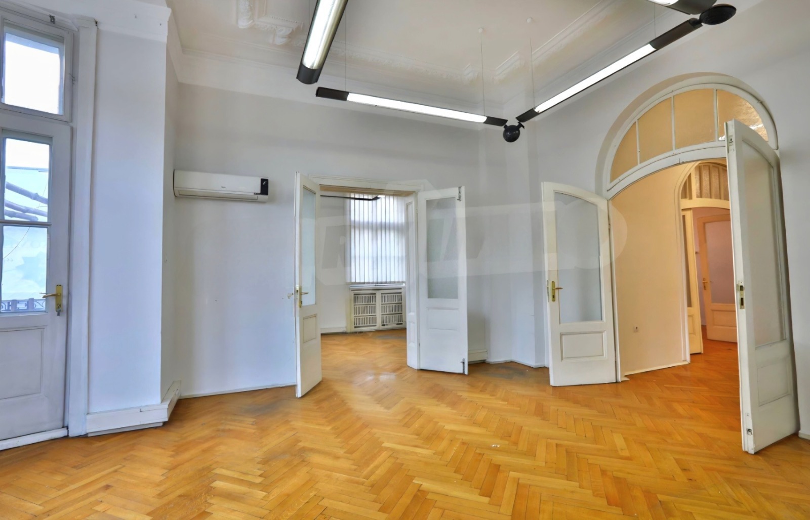 Продава 3-СТАЕН, гр. Русе, Център, снимка 2 - Апартаменти - 55901662
