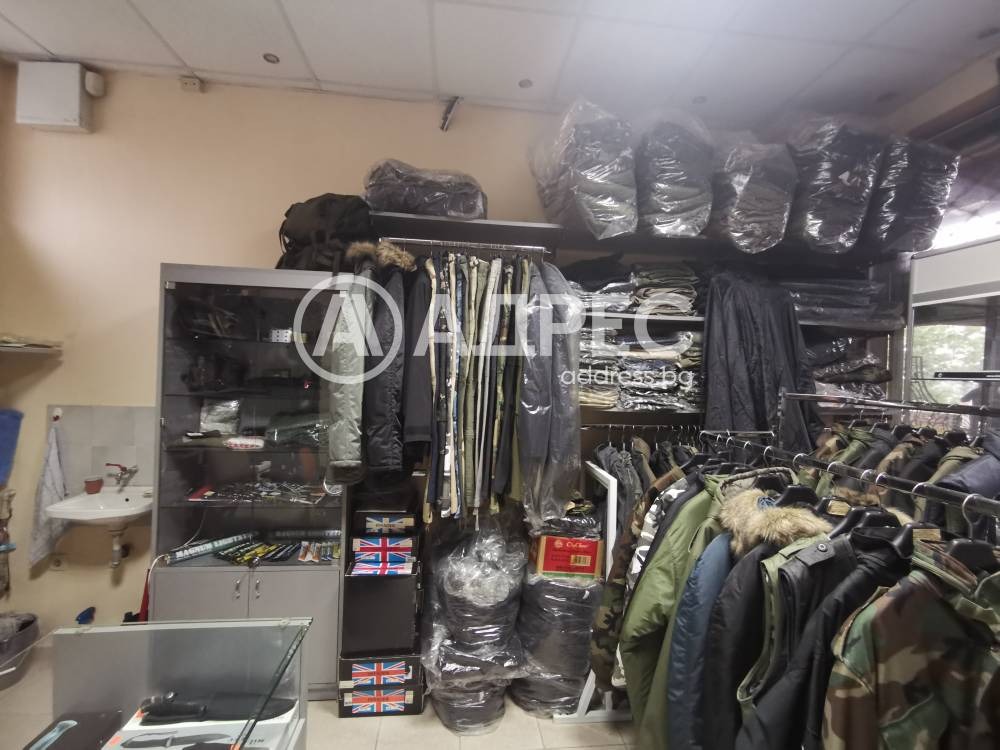 Продава ОФИС, гр. София, Света Троица, снимка 2 - Офиси - 55912519