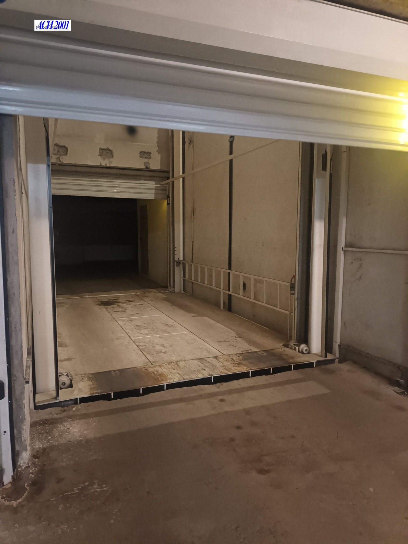 Продава ГАРАЖ, ПАРКОМЯСТО, гр. София, Зона Б-18, снимка 3 - Гаражи и паркоместа - 54610221