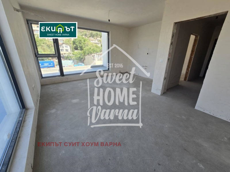 Продава 3-СТАЕН в град Варна, Бриз - 102 кв.м / 196 000 € » 383 342.68 лв., ЕКИПЪТ СУИТ ХОУМ ВАРНА