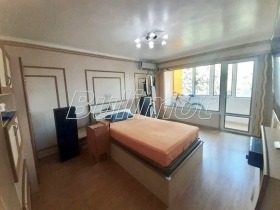 1 Schlafzimmer Tschajka, Warna 1