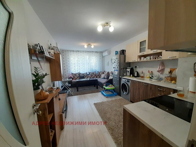 En venta  1 dormitorio Stara Zagora , Kazanski , 73 metros cuadrados | 67901837 - imagen [4]