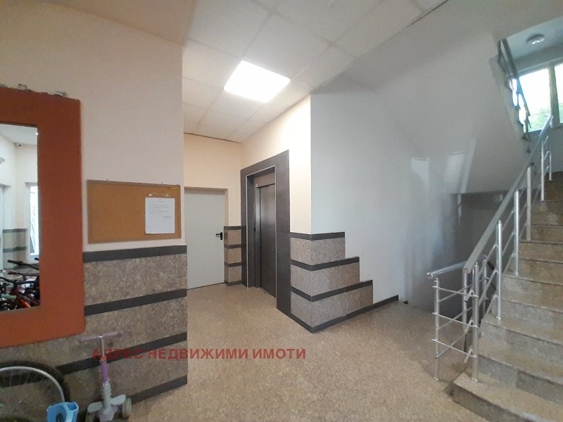 Na sprzedaż  1 sypialnia Stara Zagora , Kazanski , 73 mkw | 67901837 - obraz [9]