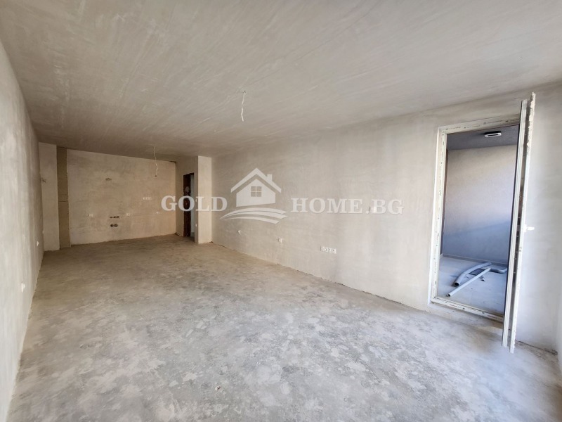 Till salu  2 sovrum Plovdiv , Ostromila , 183 kvm | 32255806 - bild [2]