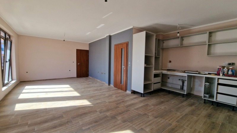 Продава 3-СТАЕН, град Пловдив, Остромила • 200000 € • 20136570 — Holmes.bg