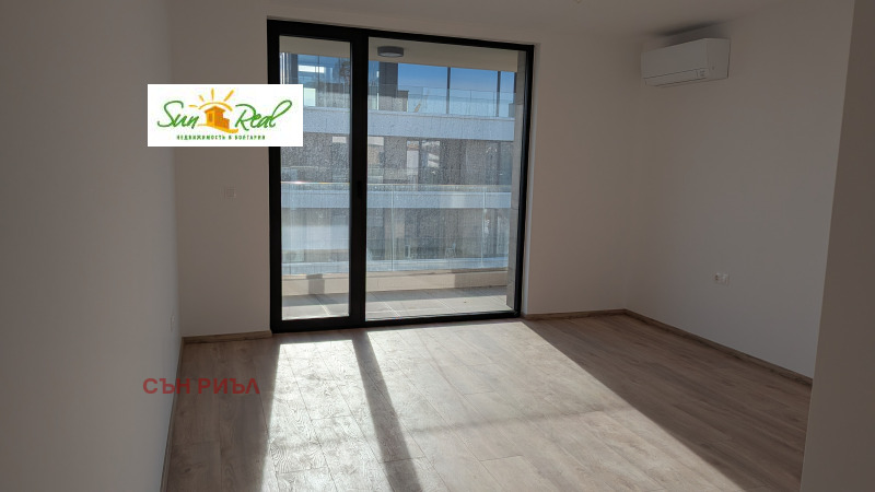 Продава 4-СТАЕН, гр. Варна, к.к. Св.Св. Константин и Елена, снимка 15 - Апартаменти - 53562957