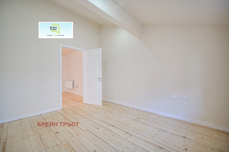 Продава КЪЩА, гр. София, Център, снимка 9 - Къщи - 52576860