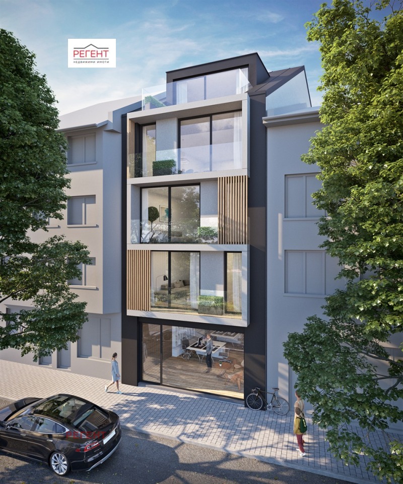 Продава МАГАЗИН в град Габрово, Център - 122 кв.м / При запитване, РЕГЕНТ