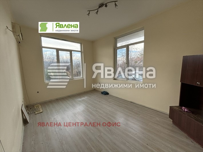 Продава 3-СТАЕН, гр. Пловдив, Южен, снимка 1 - Aпартаменти - 48577975