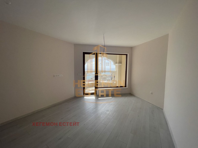 Na sprzedaż  2 sypialnie Warna , m-t Alen mak , 186 mkw | 43057879 - obraz [2]