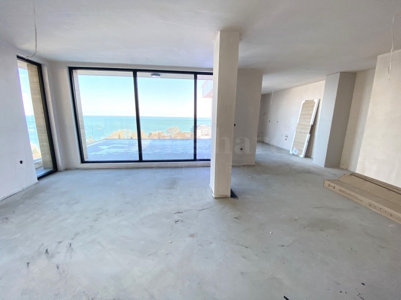 Продава 4-СТАЕН, гр. Варна, к.к. Св.Св. Константин и Елена, снимка 4 - Апартаменти - 53133928