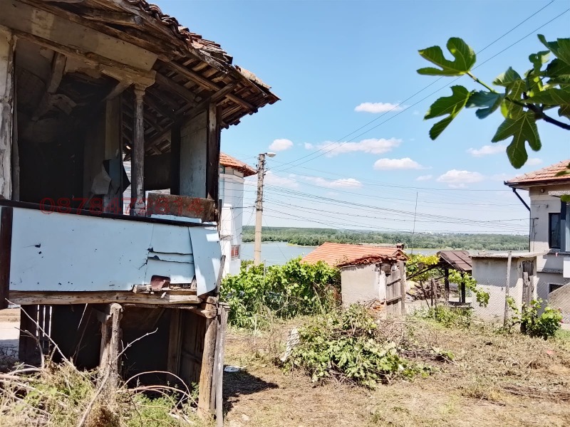 Продава КЪЩА, гр. Тутракан, област Силистра, снимка 5 - Къщи - 52784002