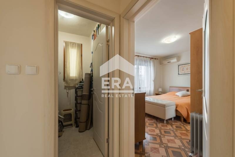 Продава КЪЩА, с. Калиманци, област Варна, снимка 4 - Къщи - 53189104