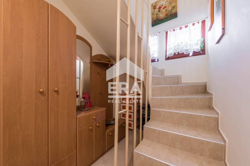 Продава КЪЩА, с. Калиманци, област Варна, снимка 11 - Къщи - 53189104