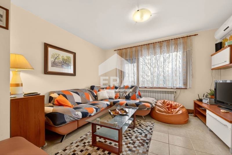 Продава КЪЩА, с. Калиманци, област Варна, снимка 3 - Къщи - 53189104