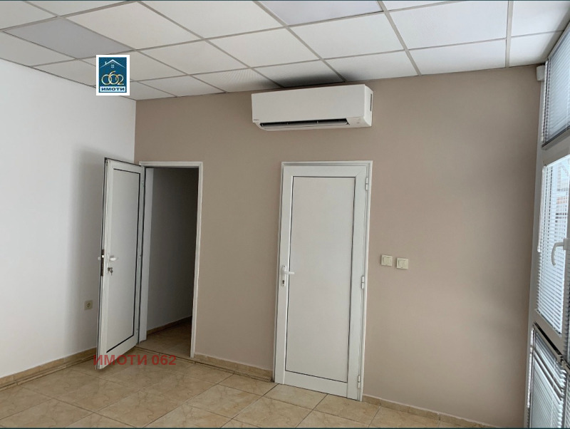 Til salg  Butik Veliko Tarnovo , Tsentar , 52 kvm | 13033672 - billede [3]