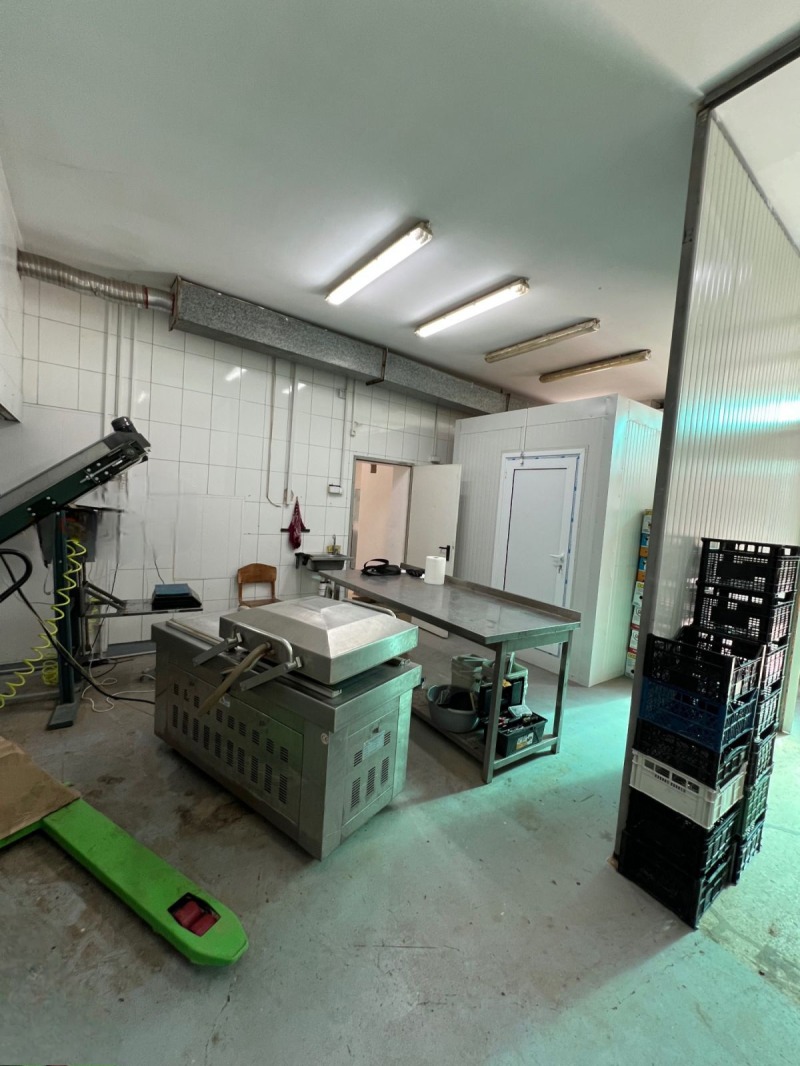 Na sprzedaż  Sklep Plewen , Szirok centar , 96 mkw | 63019509 - obraz [11]
