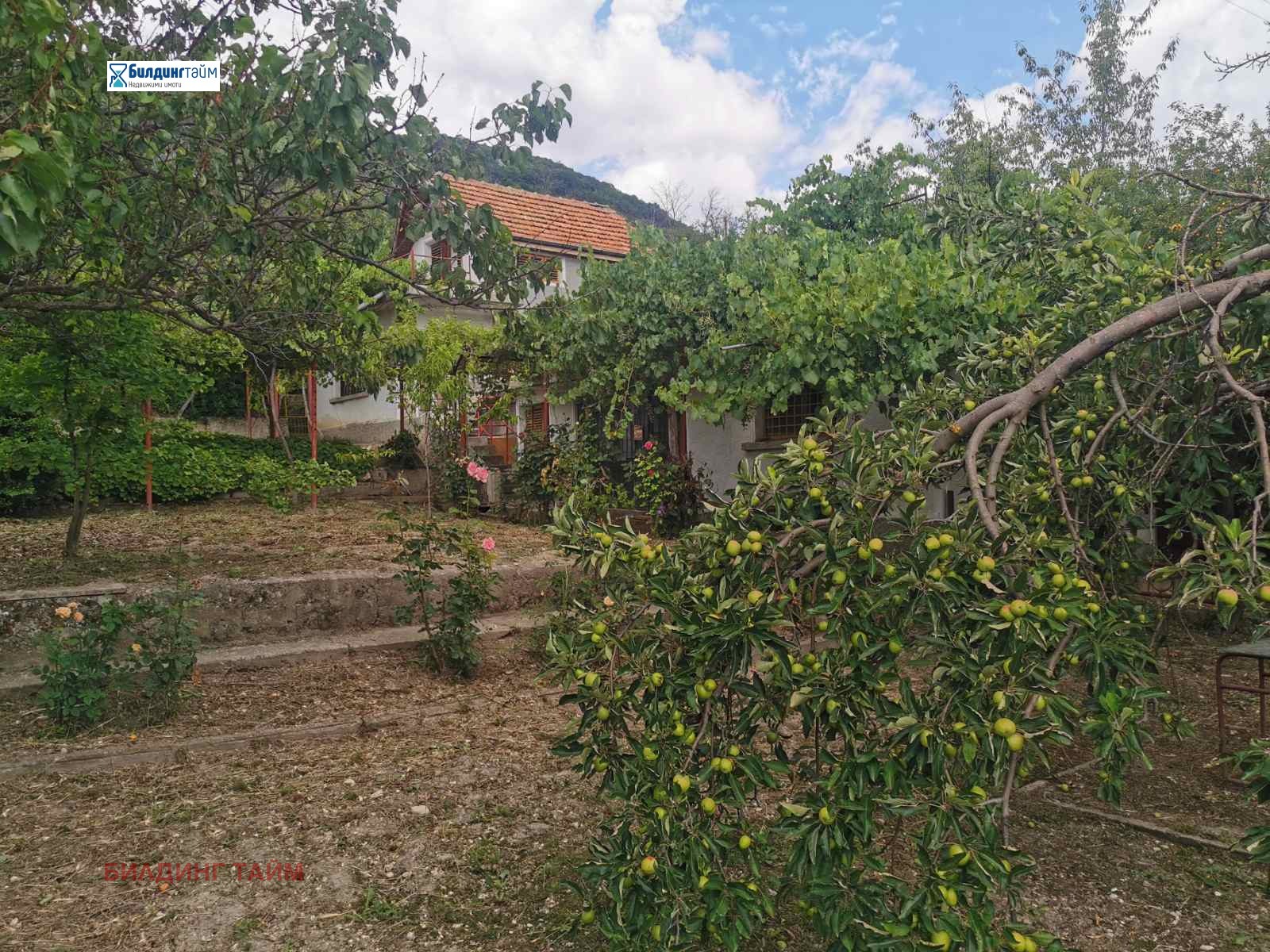 Продава ВИЛА, гр. Шумен, Дивдядово, снимка 16 - Вили - 55324167