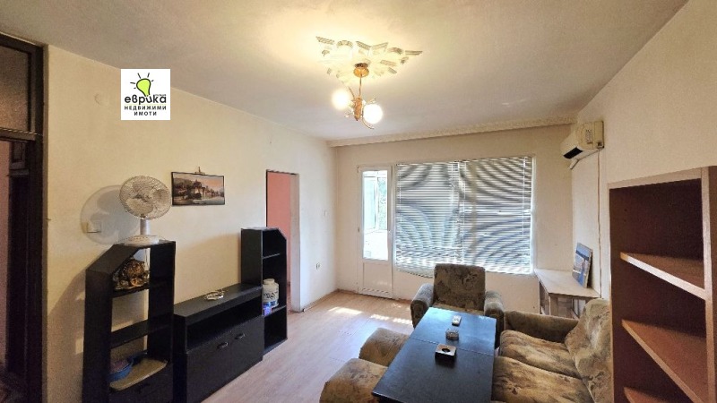 Te koop  1 slaapkamer Plovdiv , Karsjijaka , 50 m² | 69401438 - afbeelding [3]