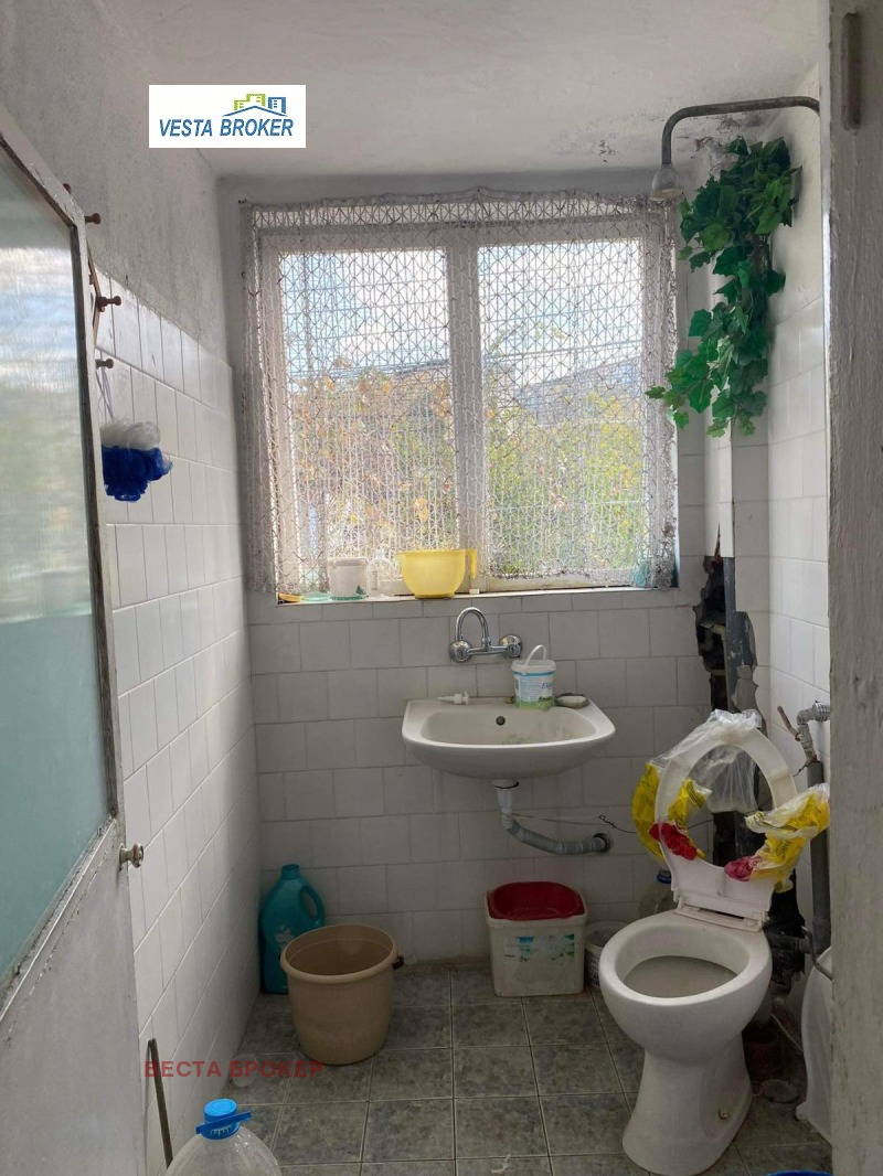 Продава  Къща град Кърджали , Веселчане , 162 кв.м | 10361115 - изображение [9]