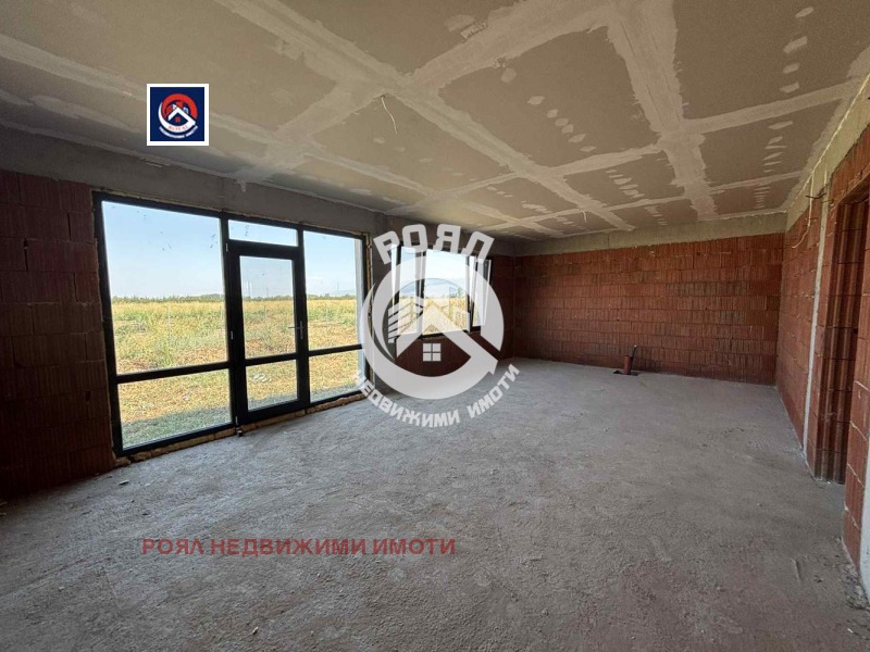 Продава КЪЩА, с. Оризари, област Пловдив, снимка 11 - Къщи - 52999405