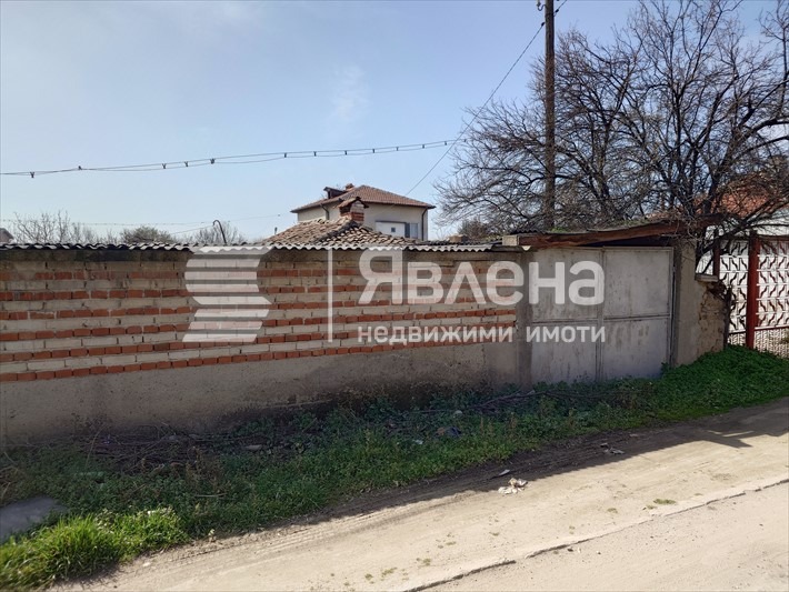 Продава КЪЩА, с. Костиево, област Пловдив