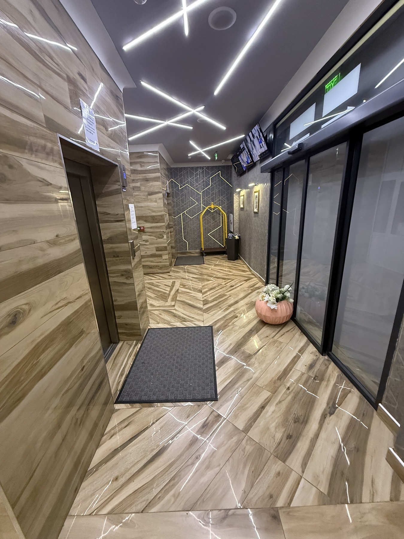 Продава 3-СТАЕН, гр. София, Студентски град, снимка 9 - Апартаменти - 55142801