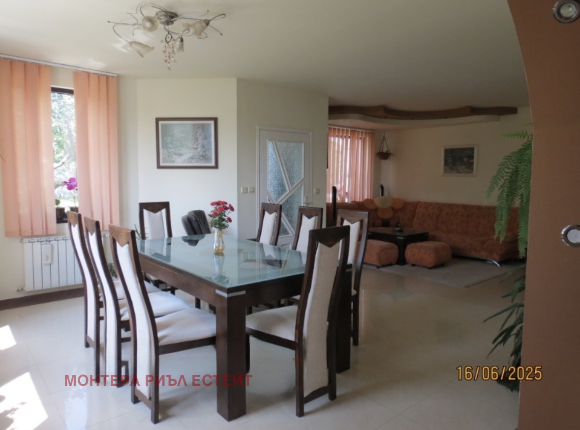 Продава КЪЩА, с. Кичево, област Варна, снимка 9 - Къщи - 51895082