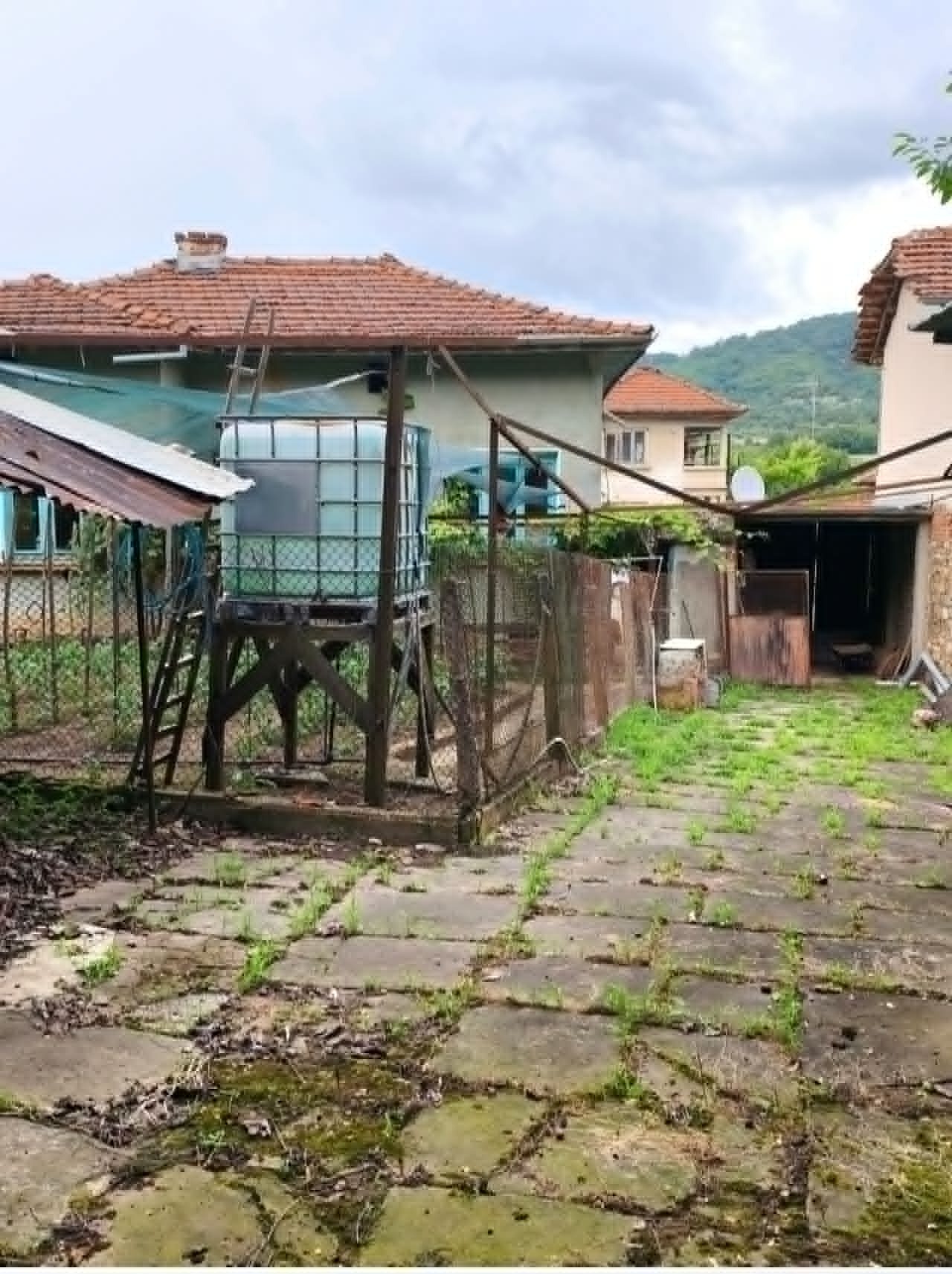 Продава КЪЩА, с. Добродан, област Ловеч, снимка 9 - Къщи - 55022941