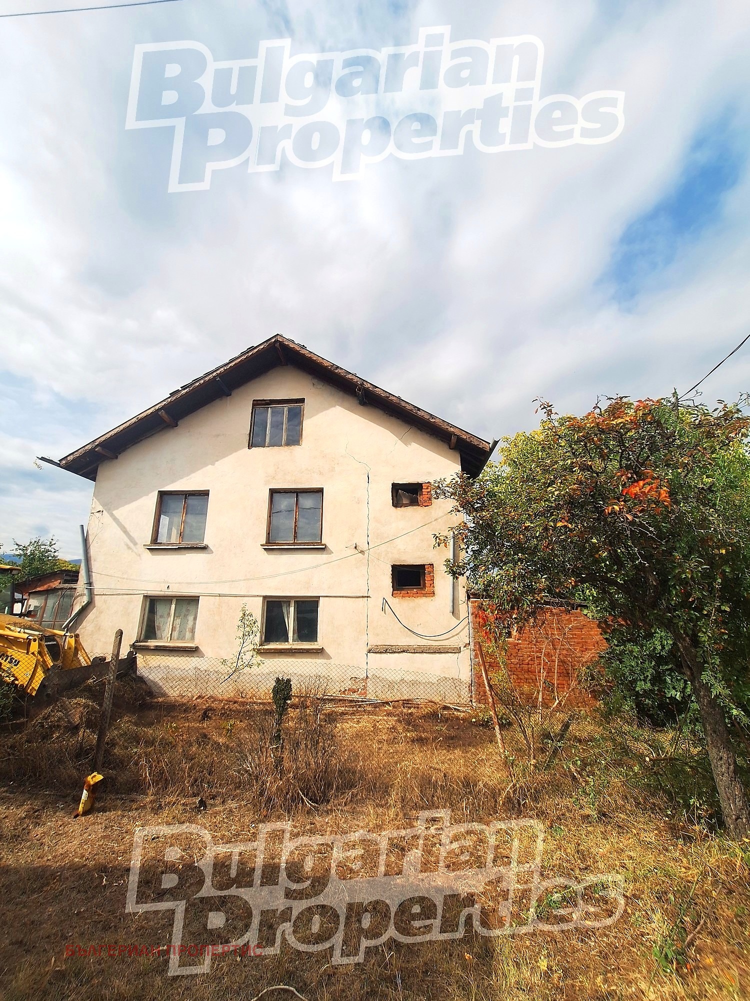 Продава КЪЩА, с. Багренци, област Кюстендил