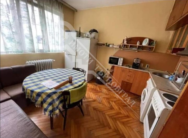 Продава  2-стаен град Велико Търново , Център , 67 кв.м | 21073271 - изображение [2]