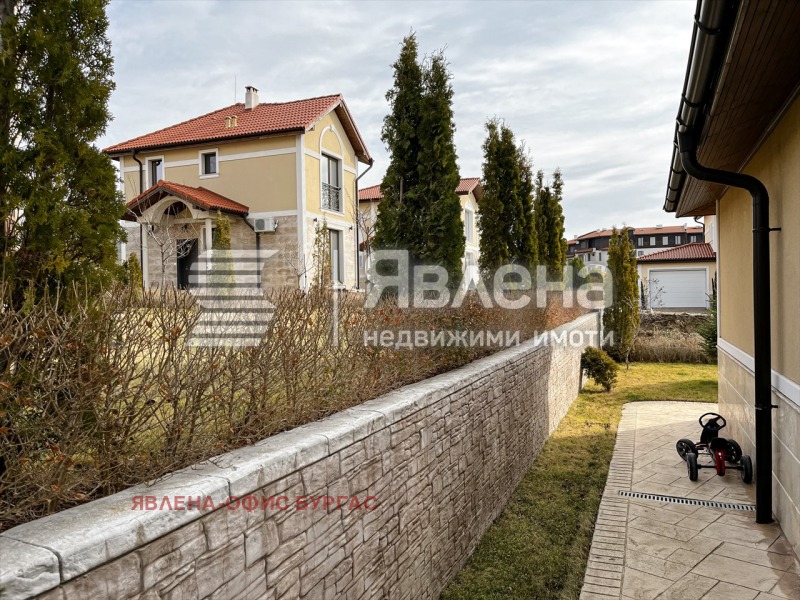 Продава КЪЩА, с. Кошарица, област Бургас, снимка 9 - Къщи - 44423707