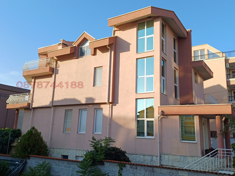 Продава КЪЩА, гр. Бургас, Сарафово, снимка 2 - Къщи - 52785689