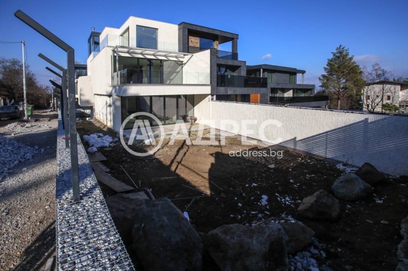 Til salg  Hus Sofia , Dragalevtsi , 630 kvm | 39728070 - billede [3]