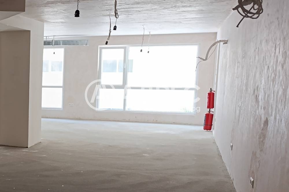 Продава ОФИС, гр. Варна, Централна поща, снимка 3 - Офиси - 55090883