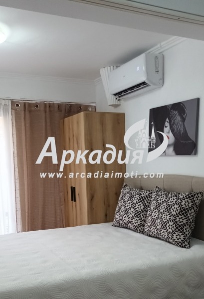 Eladó  Stúdió Plovdiv , Karsijaka , 34 négyzetméter | 33091649