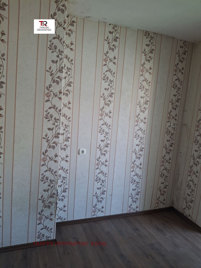 Продается  1 спальня область Перник , Радомир , 65 кв.м | 39714711 - изображение [4]