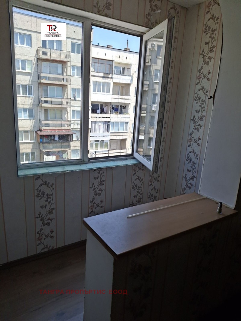 Продается  1 спальня область Перник , Радомир , 65 кв.м | 39714711 - изображение [3]