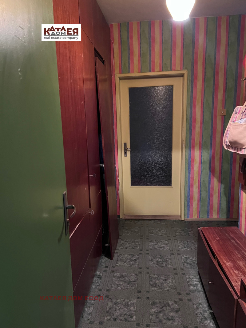 Продава 2-СТАЕН, гр. Враца, Металург, снимка 8 - Апартаменти - 52639353