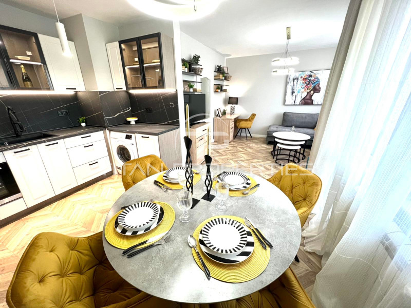 Продава  3-стаен град Пловдив , Христо Смирненски , 97 кв.м | 92862051 - изображение [2]