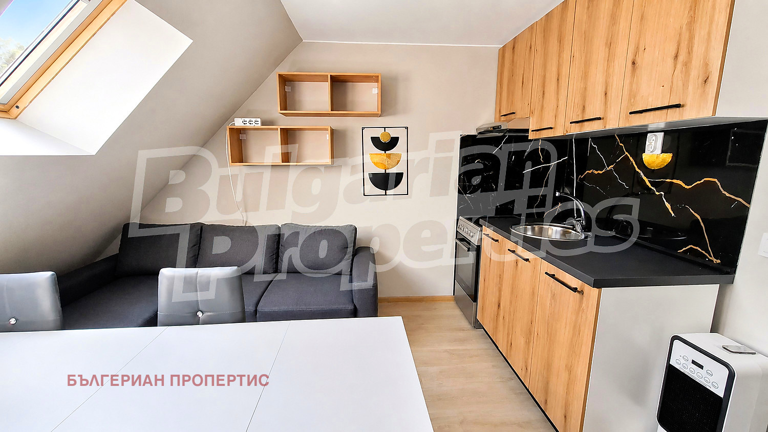 Продава 1-СТАЕН, гр. Банско, област Благоевград