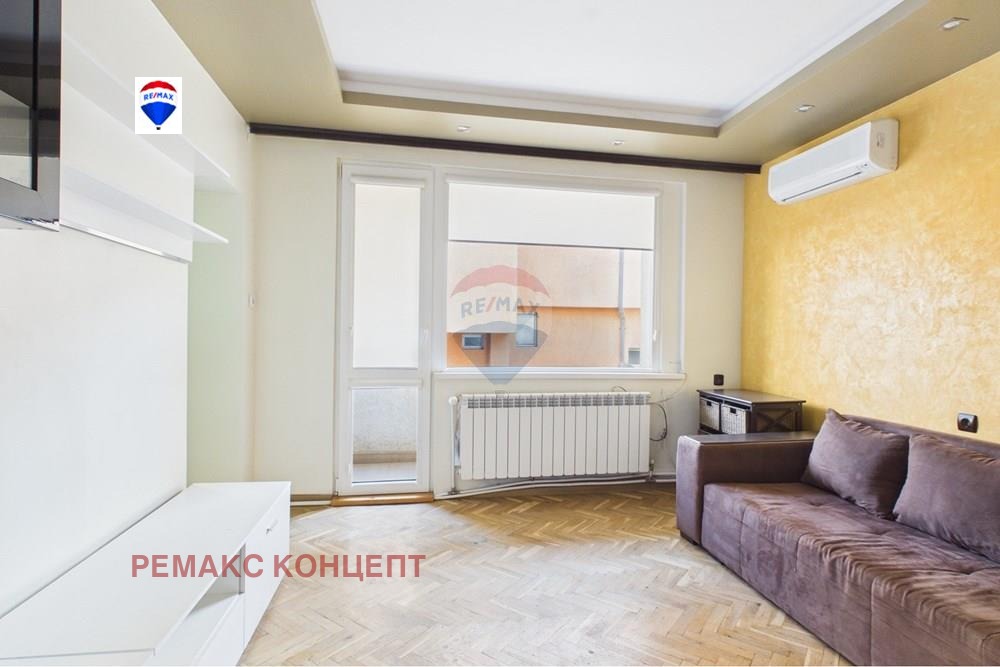 Продава ЕТАЖ ОТ КЪЩА, гр. Шумен, Център, снимка 3 - Етаж от къща - 53896489